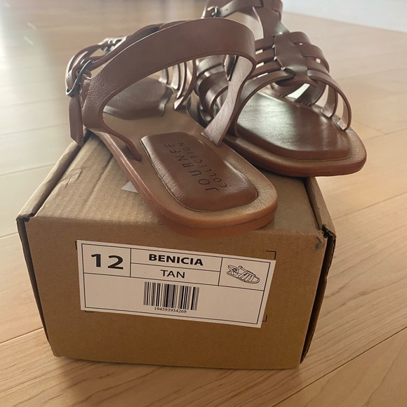 Journee collection BENICIA FISHERMAN SANDALS IN FAUX LEATHER size 12 - Picture 3 of 4